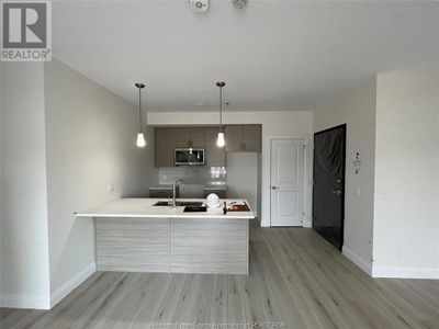 608 - 4785 Walker Rd, Condo with 2 bedrooms, 2 bathrooms and null parking in Windsor ON | Image 2