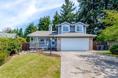 7905 38th Street Ct W, University Place, WA, 98466-3237 | Card Image