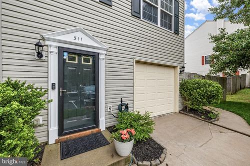 511 Clint Ln, FREDERICKSBURG, VA, 22405-2799 | Card Image