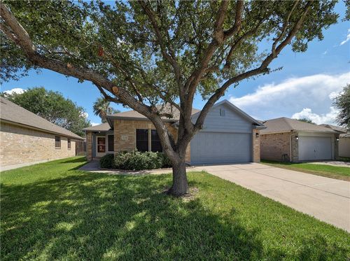 1129 La Mirada, Portland, TX, 78374-4134 | Card Image