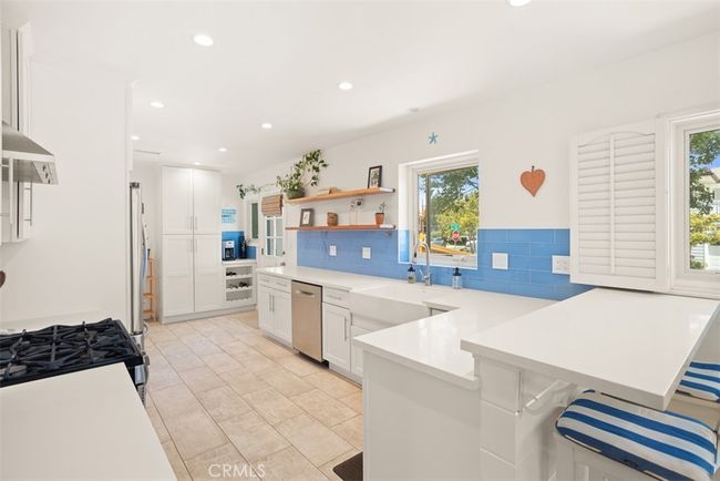 1660 Catalina Ave, House other with 3 bedrooms, 3 bathrooms and 1 parking in Seal Beach CA | Image 15