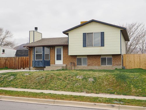 3712 Lone Star Cir, Magna, UT, 84044-2353 | Card Image