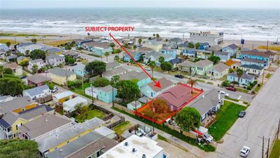 1324 Ursuline Street, House other with 3 bedrooms, 2 bathrooms and null parking in Galveston TX | Image 2