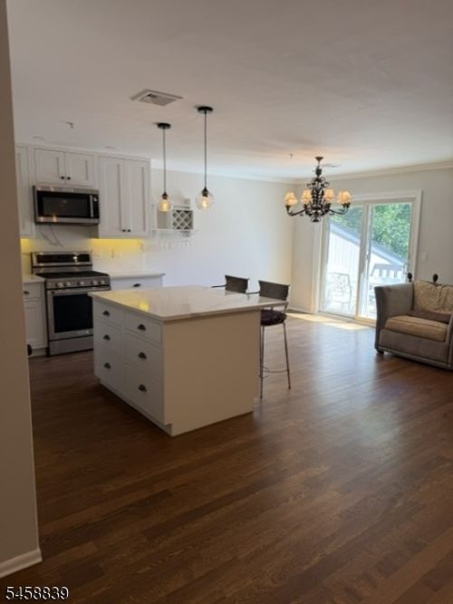 19-19 Paris Cir, West Orange, NJ, 07052-1130 | Card Image