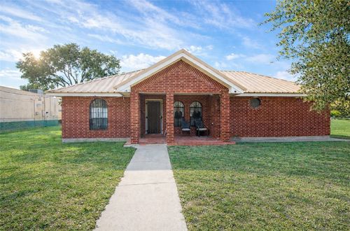 1425 S Reynolds Street, Alice, TX, 78332 | Card Image