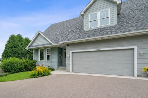 4584 Lake Ct, White Bear Lake, MN, 55110-3400 | Card Image