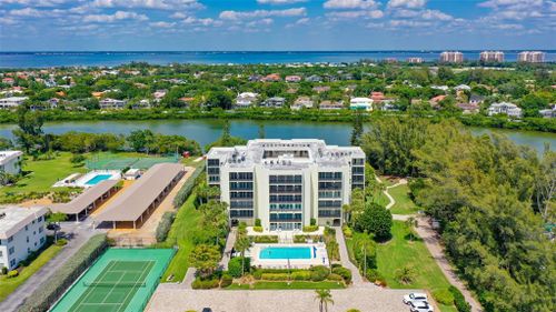 b303-3240 Gulf Of Mexico Dr, LONGBOAT KEY, FL, 34228-2839 | Card Image