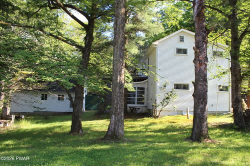 224 Willow Ln, Greentown, PA, 18426-4857 | Card Image