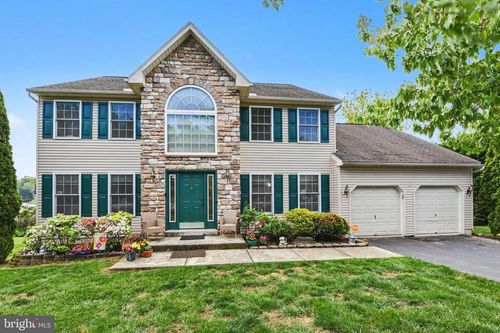 6 Hilgert Ave, Shillington, PA, 19607-2320 | Card Image