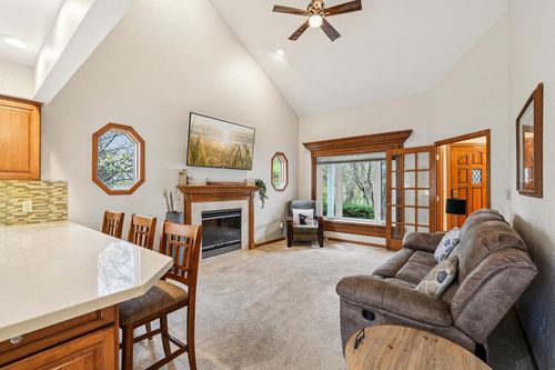 5714 S 107th Street, Hales Corners, WI, 53130 | Card Image