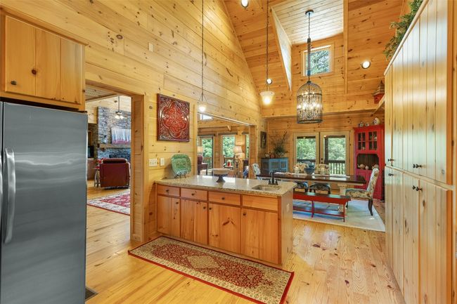 65 W Stone Pointe Ln, House other with 3 bedrooms, 5 bathrooms and null parking in Cullowhee NC | Image 22