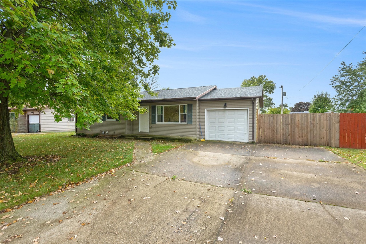 Meadowlane Dr, Sturgis, MI 49091