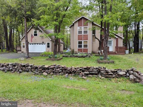 4116 Winona Dr, Pocono Lake, PA, 18347-8134 | Card Image