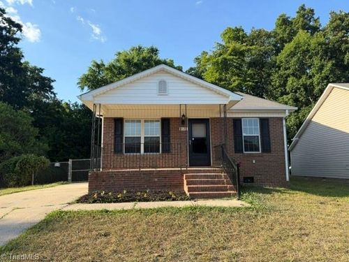 2127 Fairbrother St, Greensboro, NC, 27405-6007 | Card Image