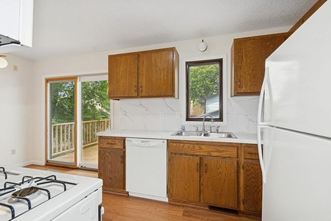 8983 Vinewood Ln N, House other with 2 bedrooms, 2 bathrooms and null parking in Maple Grove MN | Image 9