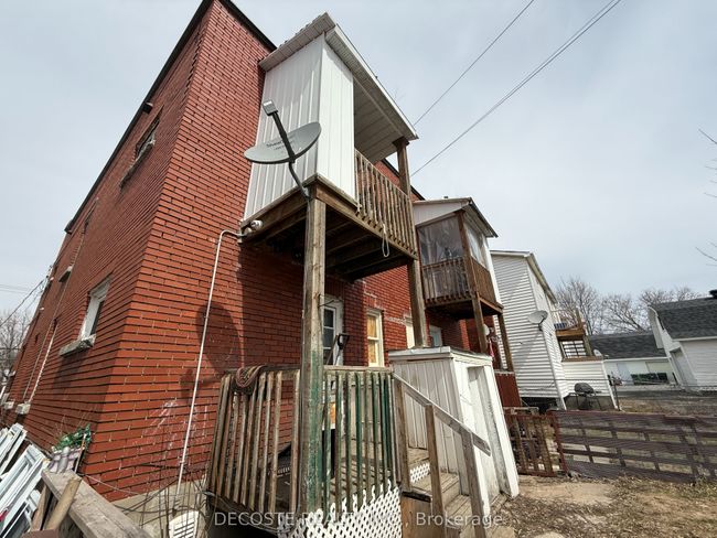 707-713 First St E, Home with 5 bedrooms, 4 bathrooms and 2 parking in Cornwall ON | Image 7