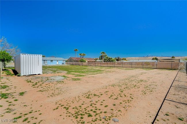 235 Tres Lobos St, House other with 3 bedrooms, 2 bathrooms and null parking in Overton NV | Image 49