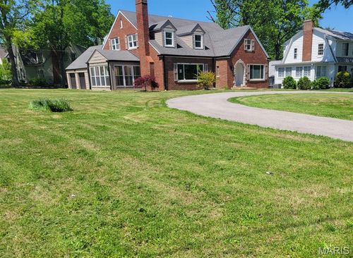 803 N Kirkwood Rd, Saint Louis, MO, 63122-2639 | Card Image