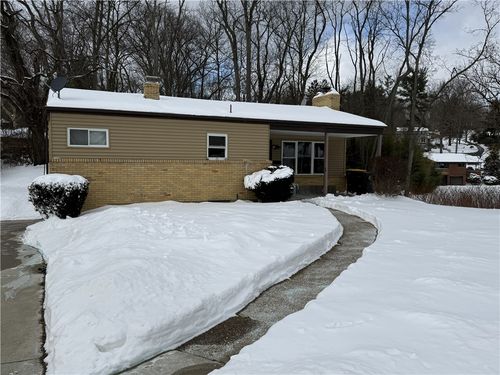 3550 S Park Rd, Bethel Park, PA, 15102-1126 | Card Image