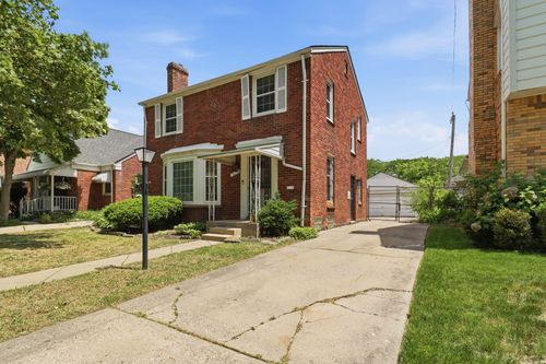 9076 Dawes St, Detroit, MI, 48204-2705 | Card Image
