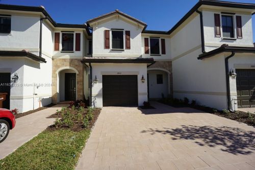 11011 W 33rd Ln, Hialeah, FL, 33018-2193 | Card Image