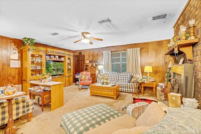 6640 Frank Reeder Rd, House other with 3 bedrooms, 2 bathrooms and 1 parking in Pensacola FL | Image 44