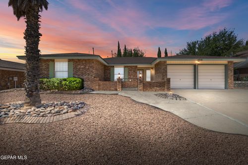 4316 Loma De Luna Drive, El Paso, TX, 79934 | Card Image
