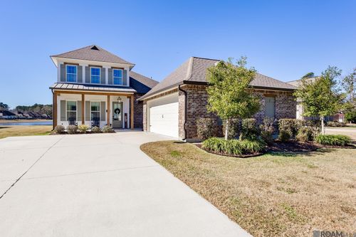 16122 Redstone Dr, Pride, LA, 70770-2213 | Card Image