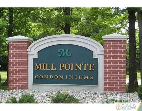 204 College Dr, Edison, NJ, 08817-5993 | Card Image
