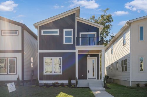 2017 9th Ave N, Nashville, TN, 37208-1513 | Card Image