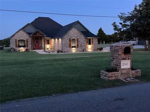 2040 S May Ave, Guthrie, OK, 73044-2096 | Card Image
