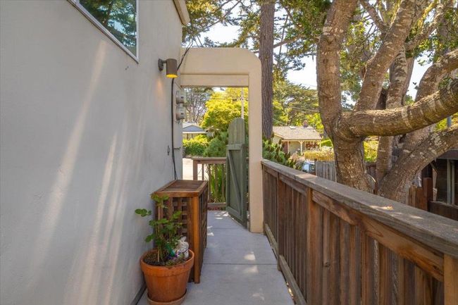 24826 Santa Fe St, House other with 3 bedrooms, 2 bathrooms and 2 parking in Carmel CA | Image 33