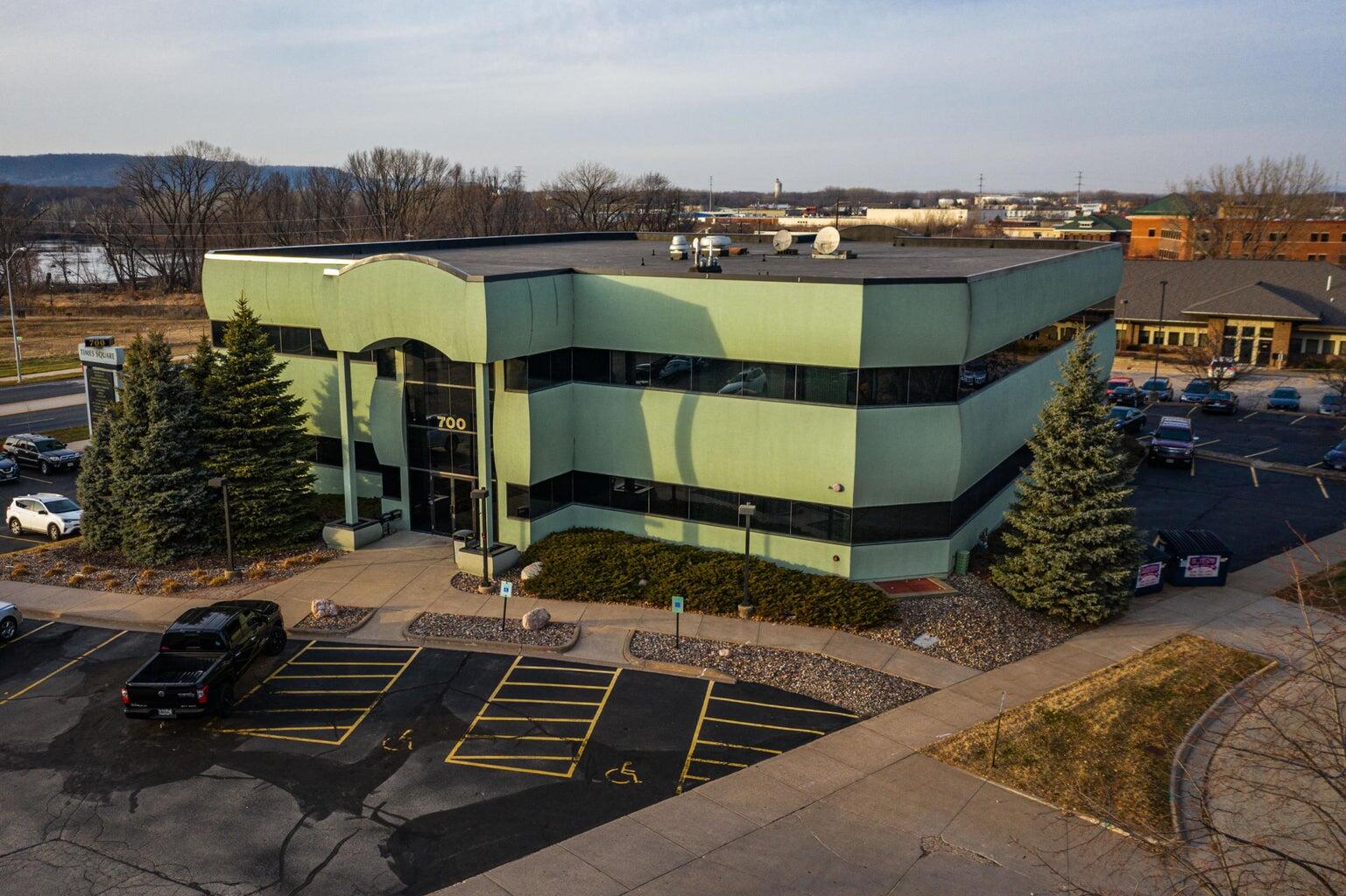 Commercial Lease in La Crosse 3