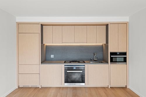 n7d-565 Broome St, New York, NY, 10013-1696 | Card Image