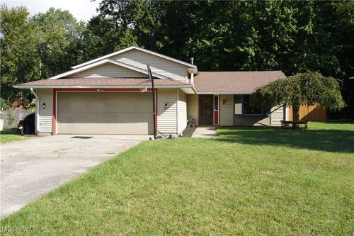 34128 Gina Dr, North Ridgeville, OH, 44039-3114 | Card Image