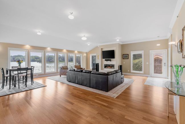 4 W Shore Rd, House other with 3 bedrooms, 4 bathrooms and null parking in NORTH OAKS MN | Image 26