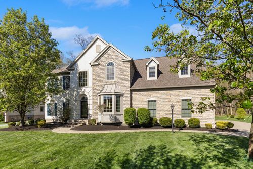 5697 Salem Dr, Westerville, OH, 43082-7144 | Card Image