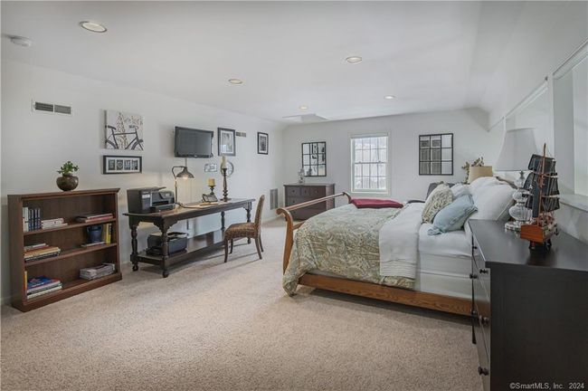 UNIT-17 - 56 Portland Ave, Condo with 1 bedrooms, 2 bathrooms and 2 parking in Redding CT | Image 17