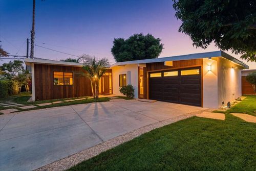 151 Kinman Ave, Goleta, CA, 93117-3409 | Card Image