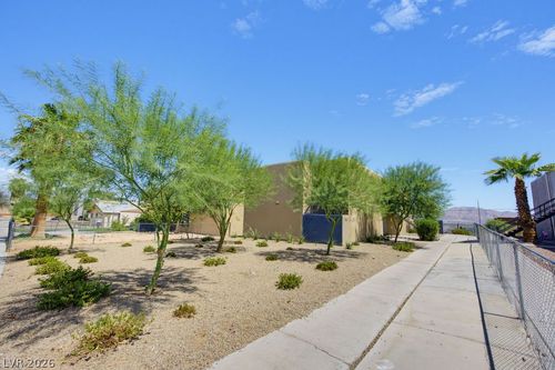 716 N 11th St, Las Vegas, NV, 89101-2593 | Card Image