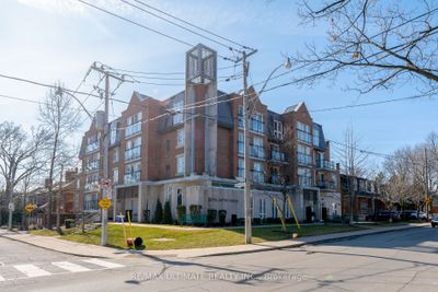 206 - 645 Millwood Rd, Condo with 2 bedrooms, 2 bathrooms and 1 parking in Toronto ON | Image 2