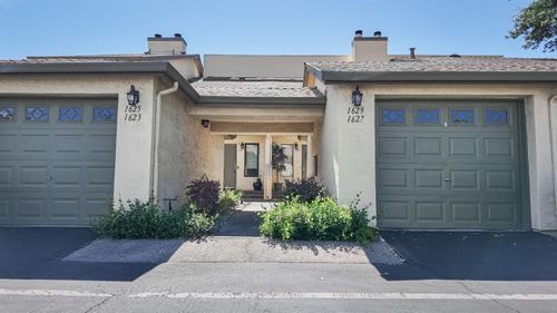 1629 Porter Way, Stockton, CA, 95207-4126 | Card Image