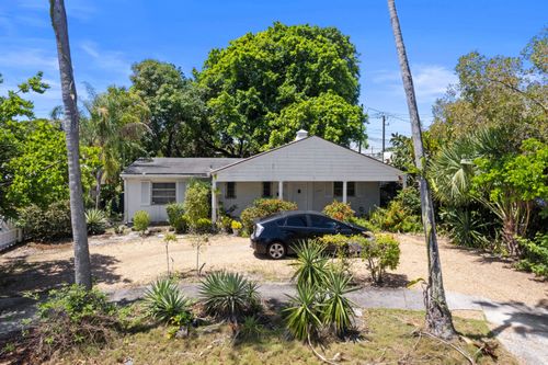 330 Marlborough Pl, West Palm Beach, FL, 33405-1615 | Card Image