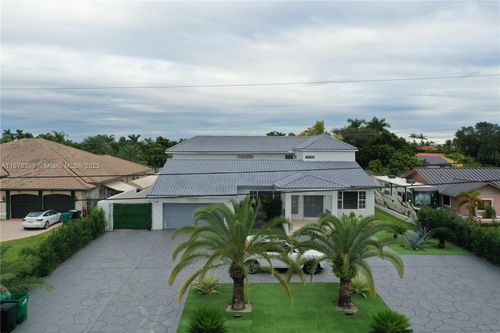 13815 Sw 38th St, Miami, FL, 33175-6451 | Card Image
