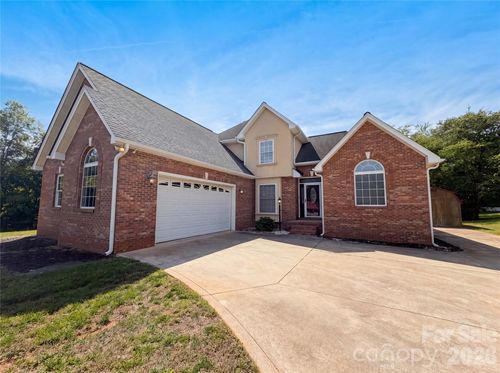 106 Woodfield Ln, Cherryville, NC, 28021-9336 | Card Image