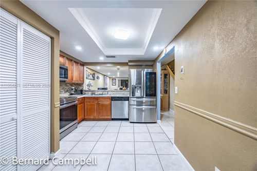 4763 Nw 90th Ave, Sunrise, FL, 33351-5390 | Card Image