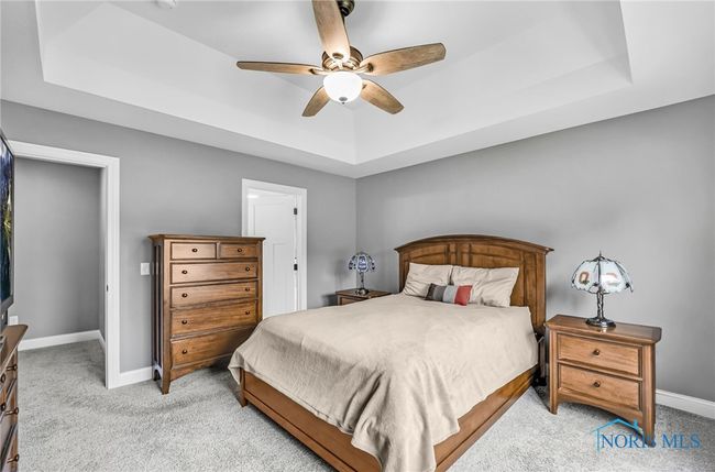 Primary Bedroom with ensuite bath | Image 11