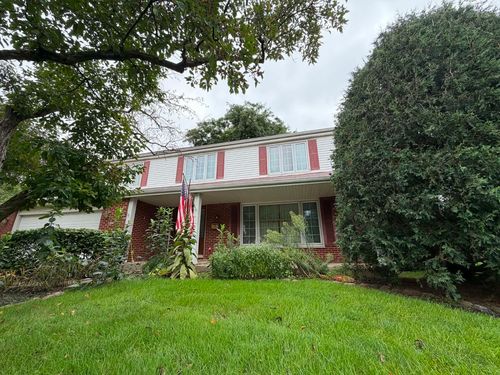 3235 N Volz Dr E, Arlington Heights, IL, 60004-1641 | Card Image