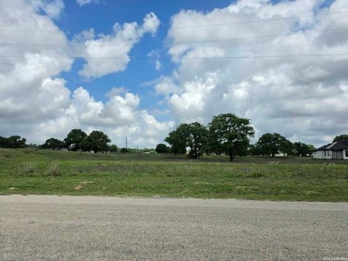 1866 County Road 319, La Vernia, TX, 78121 | Card Image