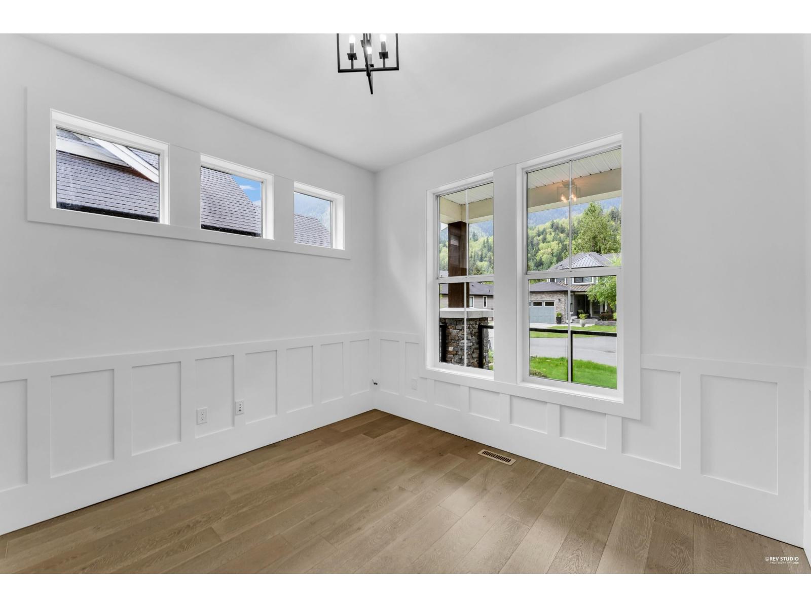 Residential in Lindell Beach 5